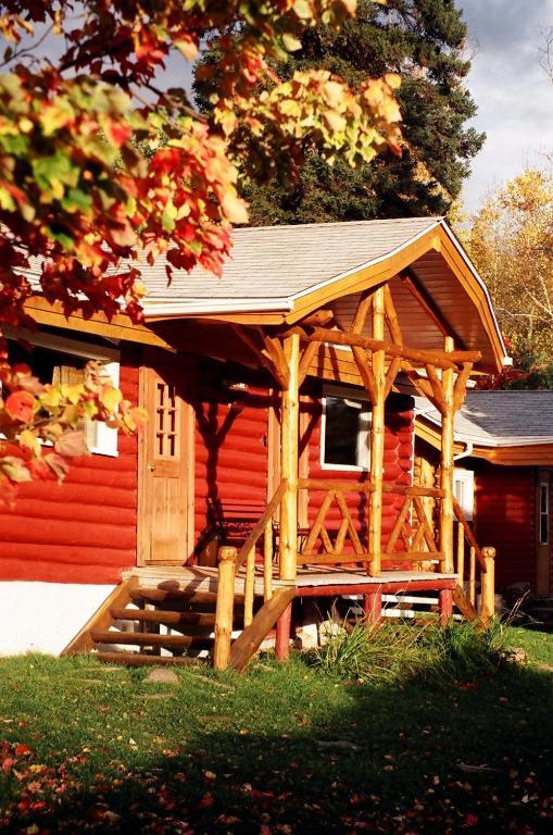 Kan-à-Mouche Pourvoirie Auberge et Chalets Saint-Michel Zimmer foto